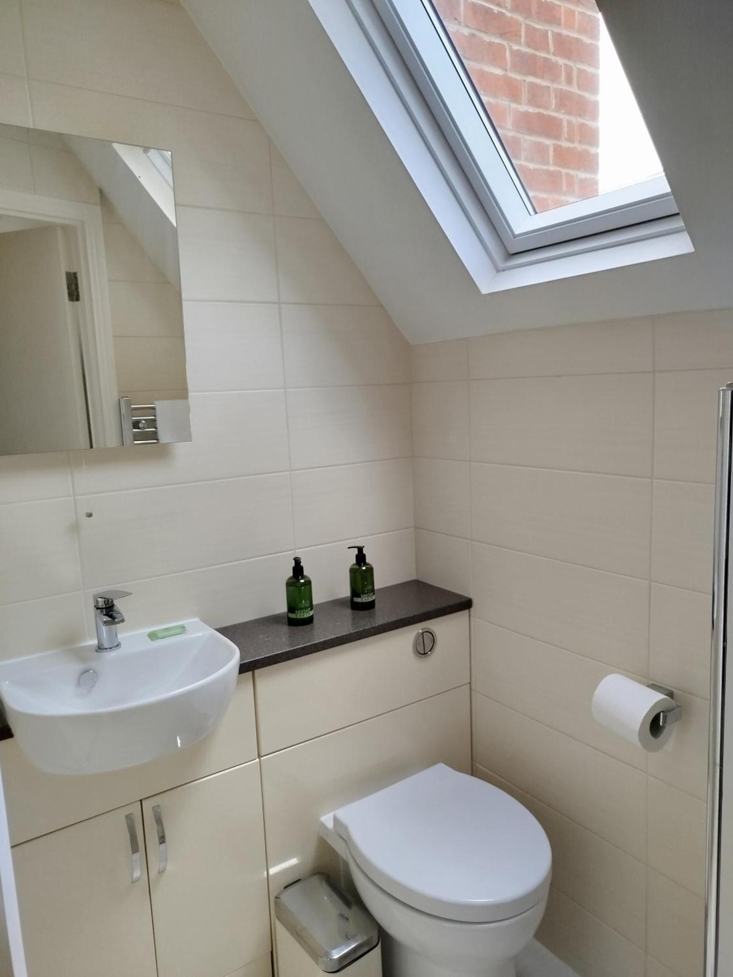 3 Bedroom Cottage In Sunninghill, Ascot Bagian luar foto